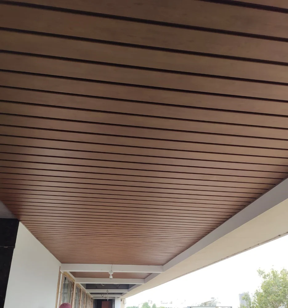 Linear Ceilings 84c - Image 3