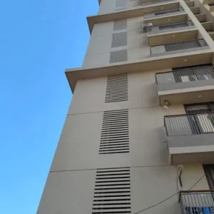 Metal baffle cladding
